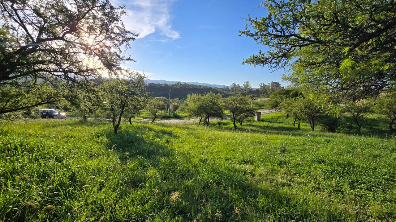 Alta Gracia, Córdoba, Lote de 1.216 m2 en Alta Gracia Country Golf foto 10