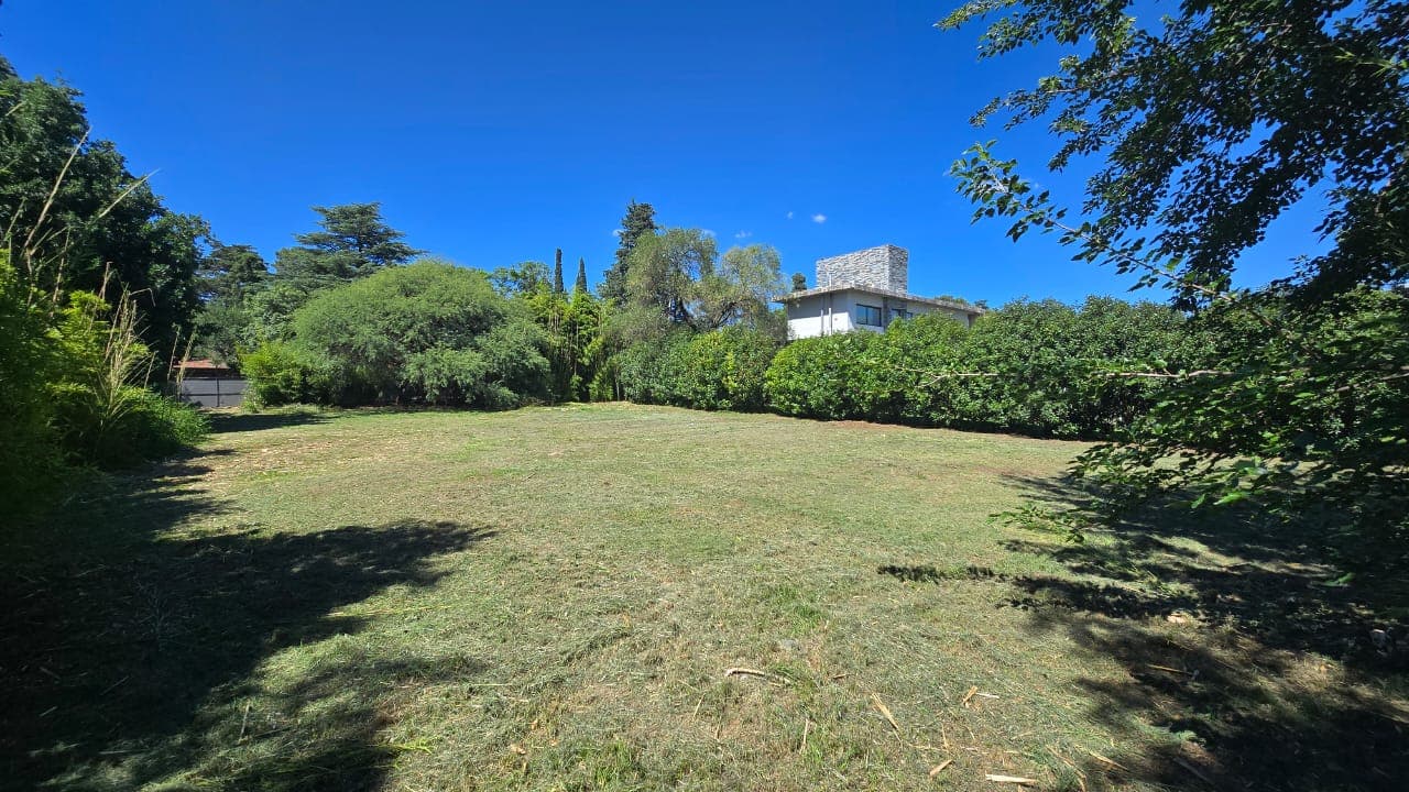 Alta Gracia, Córdoba, Lote de 1.037 m2 en Barrio Residencial El Golf foto 14