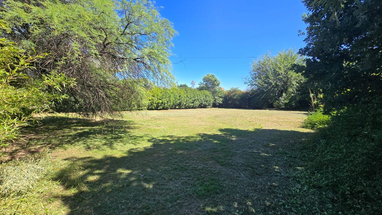 Alta Gracia, Córdoba, Lote de 1.037 m2 en Barrio Residencial El Golf foto 20