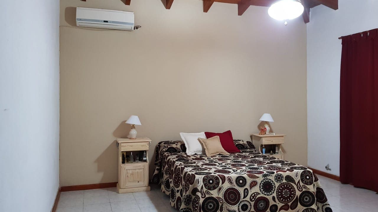 Córdoba, Villa Montenegro Anisacate, Casa de 3 dormitorios con pileta foto 9