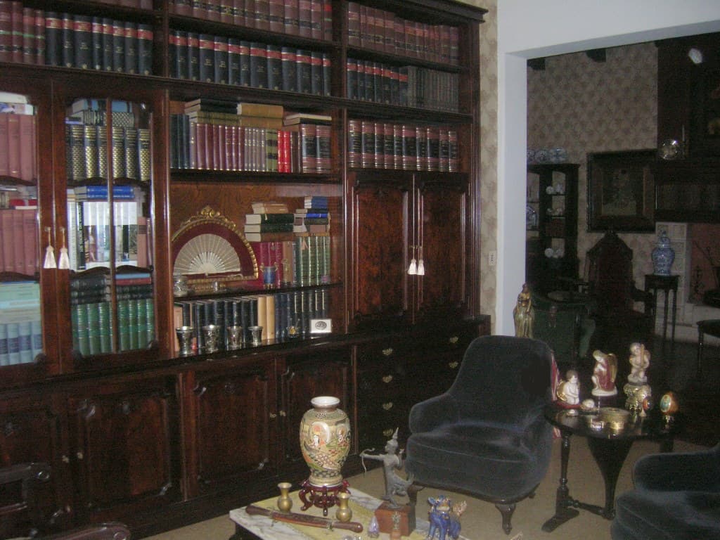 Alta Gracia, Córdoba, Importante Casona sobre Bvd. Pellegrini foto 9
