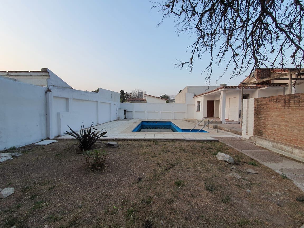 Alta Gracia, Córdoba, Casa de 3 dormitorios mas dependencias en B° Pellegrini foto 20