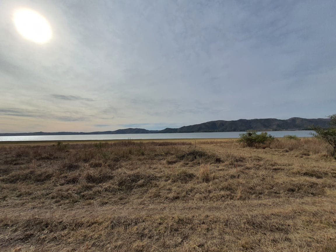 Potrero de Garay, Barrio del Lago, Los molinos, se vende espectacular lote de 1800 m2 sobre la costa del Lago foto 13