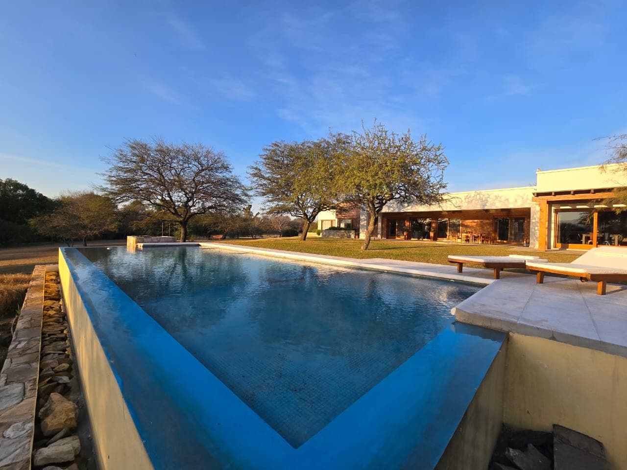 CÓRDOBA, ANISACATE, CASA DE 3 DORMITORIOS CON ARROYO Y VISUALES A LAS SIERRAS foto 16