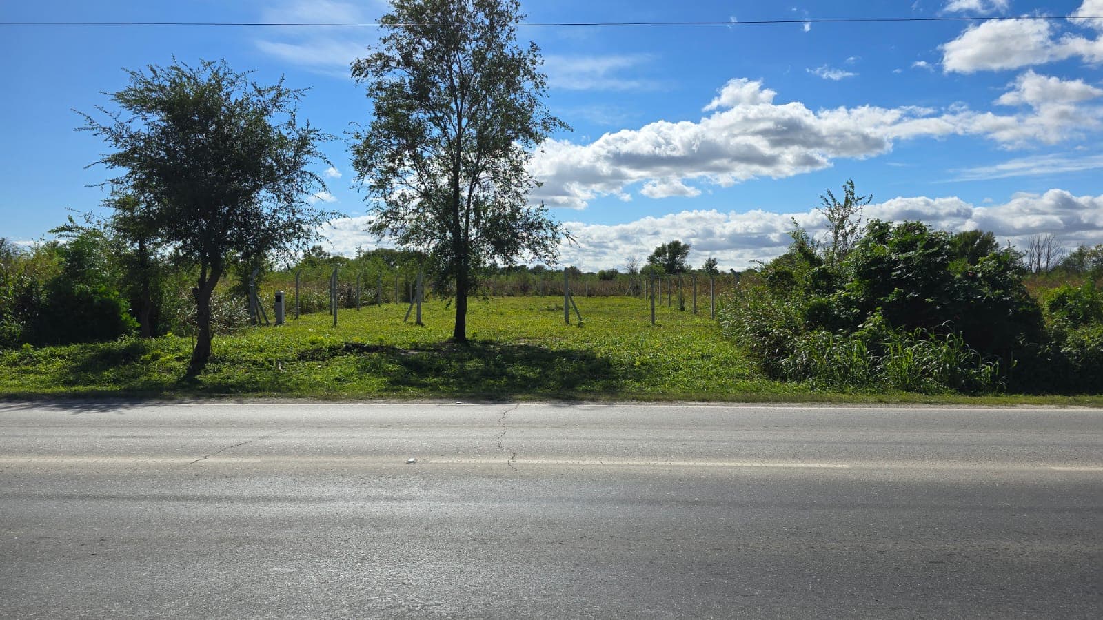 SE VENDEN 2 LOTES DE 1000 M2 SOBRE RUTA EN EJE COMERCIAL ALTA GRACIA. foto 8